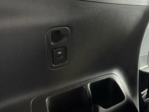 Used 2022 Chevrolet Traverse High Country image 49