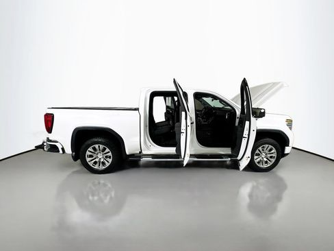 Used 2023 GMC Sierra 1500 Denali w/ Technology Package AWD/4WD image 31