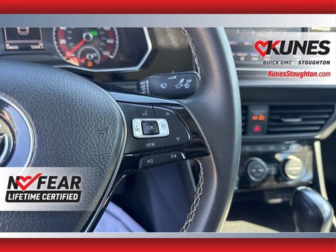 Used 2021 Volkswagen Jetta SE image 29