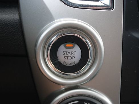 Used 2021 Nissan Titan SV w/ SV Convenience Package AWD/4WD image 42