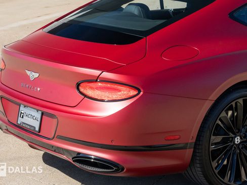 Used 2024 Bentley Continental GT Speed image 16