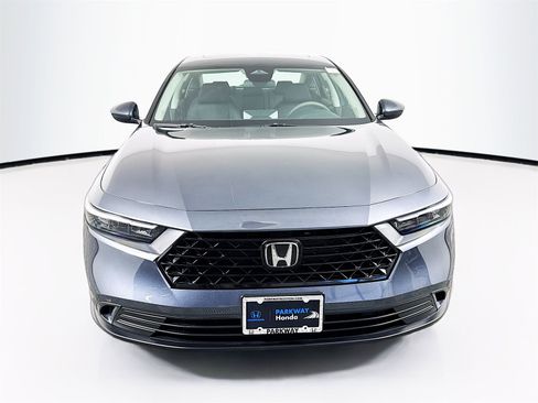 Used 2024 Honda Accord EX image 2