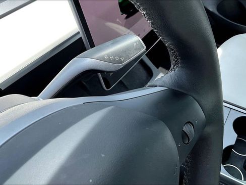Used 2023 Tesla Model 3 Standard Range RWD image 15