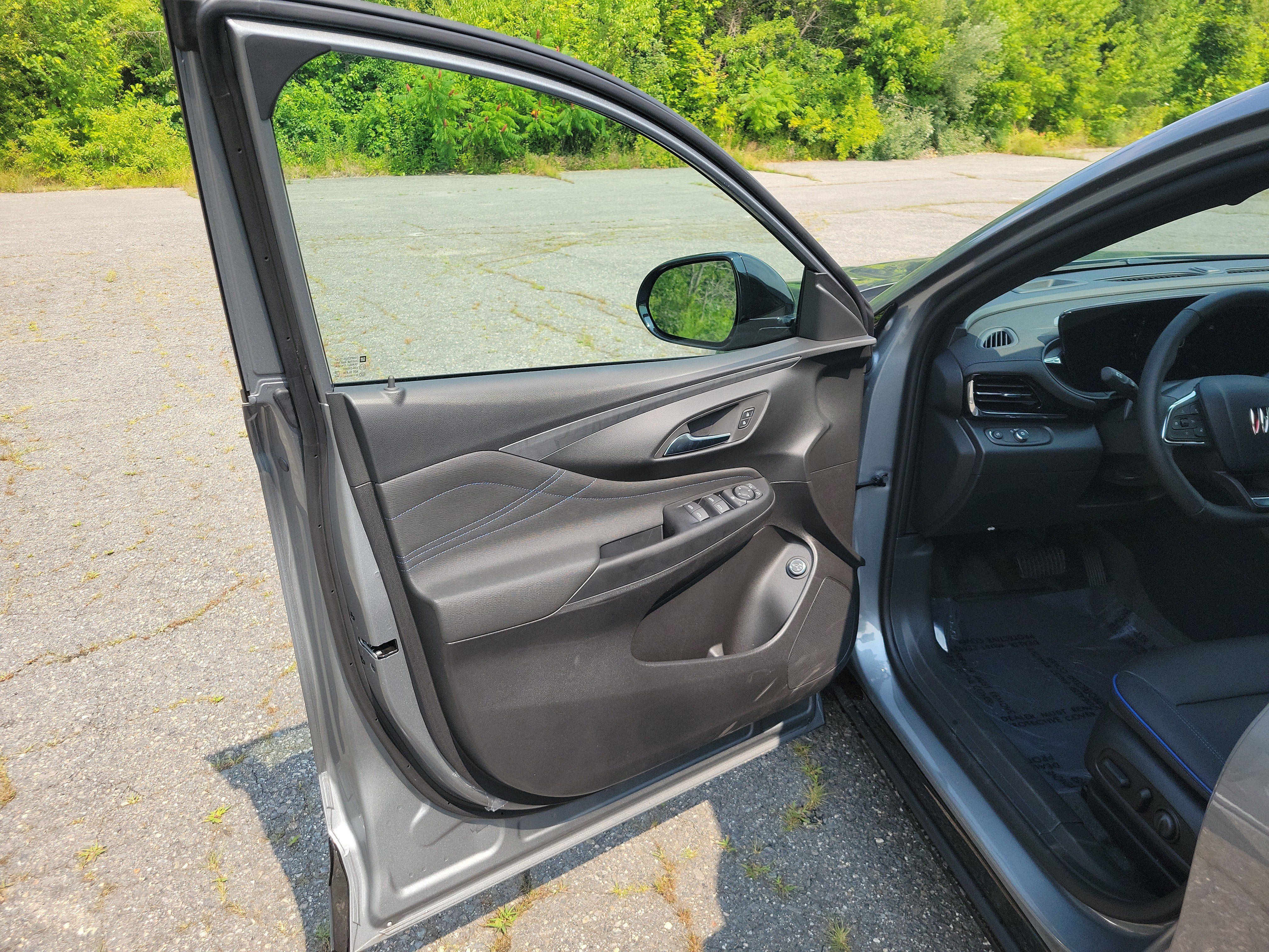 New 2026 Buick Envista Sport Touring w/ Convenience I Package FWD image 17