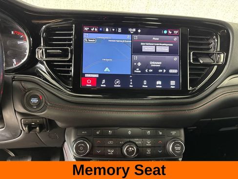 Used 2024 Dodge Durango GT RWD image 19