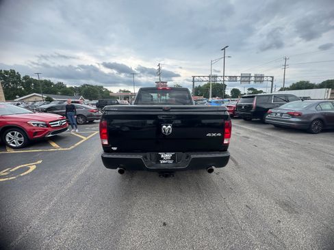 Used 2013 RAM 1500 Express AWD/4WD image 9