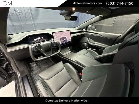 Used 2024 Tesla Model S Plaid image 16