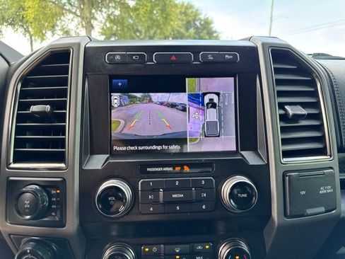 Used 2019 Ford F150 Raptor w/ Equipment Group 802A Luxury AWD/4WD image 29