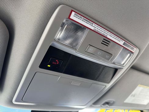 Certified 2022 Toyota Tacoma SR image 30