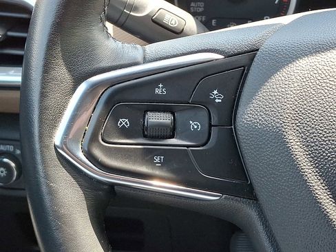 Used 2021 Chevrolet TrailBlazer ACTIV w/ Technology Package AWD/4WD image 21