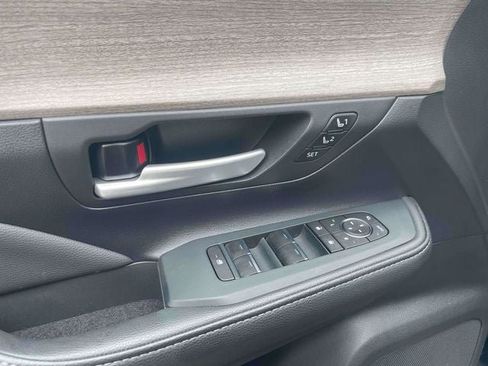 Used 2026 Toyota Grand Highlander AWD image 19