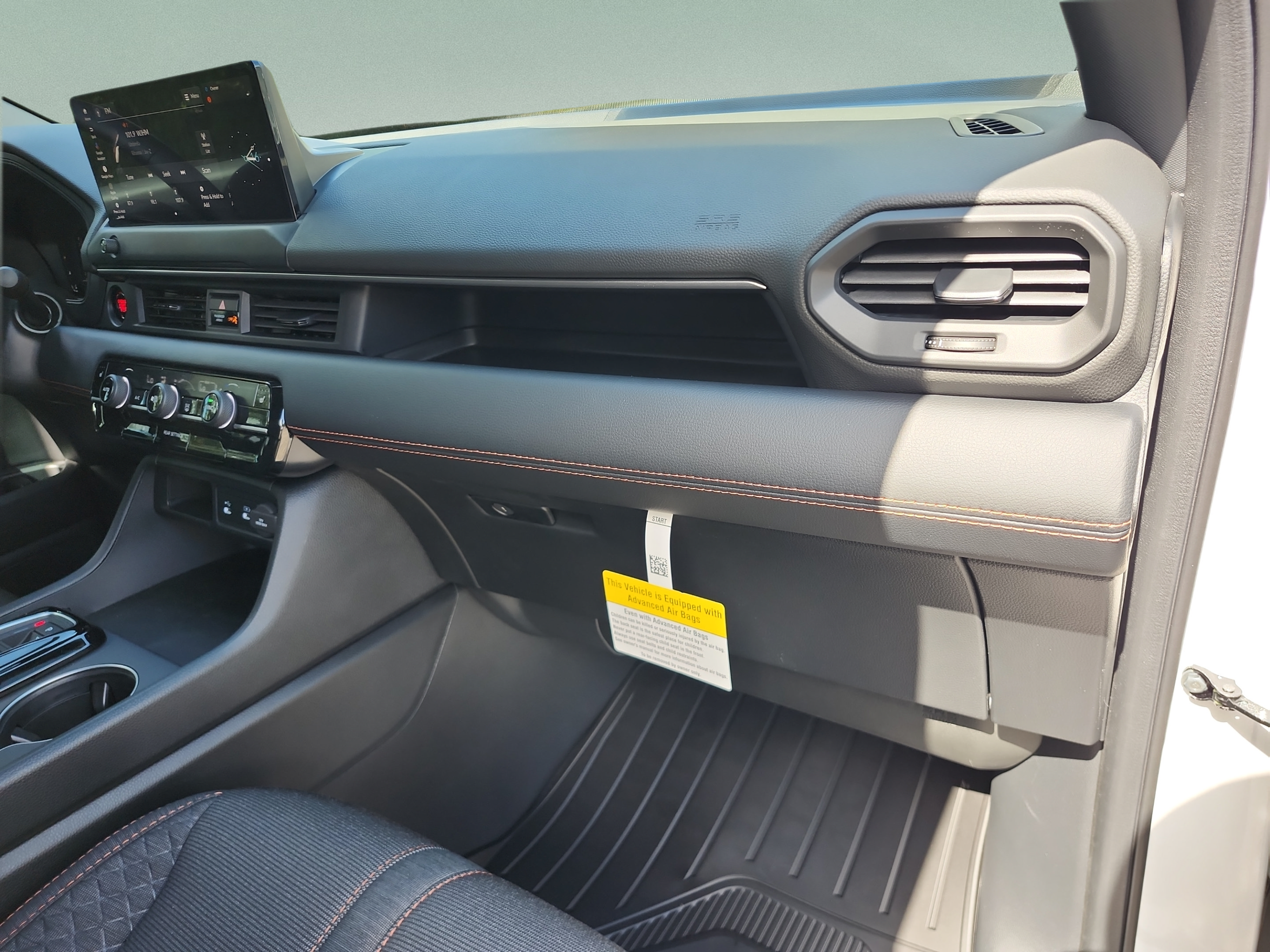 New 2026 Honda Pilot Sport image 22