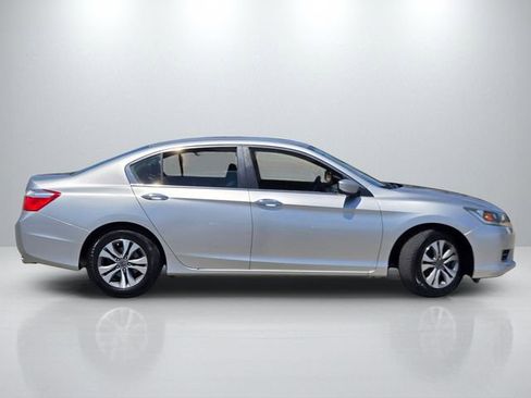 Used 2015 Honda Accord LX image 3