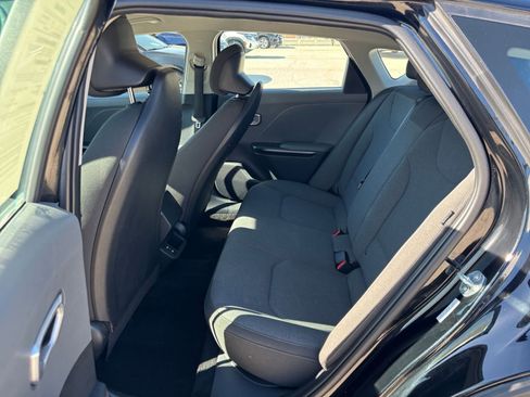 Used 2025 Kia K4 FWD image 24