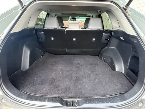 Used 2021 Toyota RAV4 XLE Premium FWD image 27