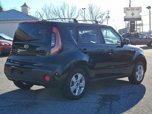 Used 2018 Kia Soul image 4