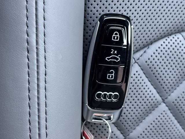 Used 2022 Audi SQ8 Prestige AWD/4WD image 13