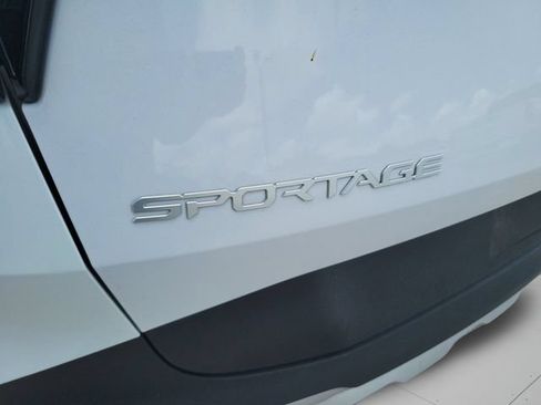 Used 2024 Kia Sportage EX FWD image 32
