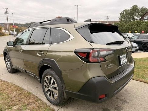 New 2025 Subaru Outback Premium image 8