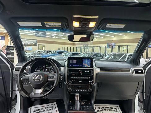 Used 2022 Lexus GX 460 Premium image 31