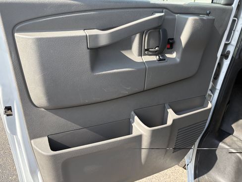 Used 2018 Chevrolet Express 2500 w/ Safety Package RWD image 23