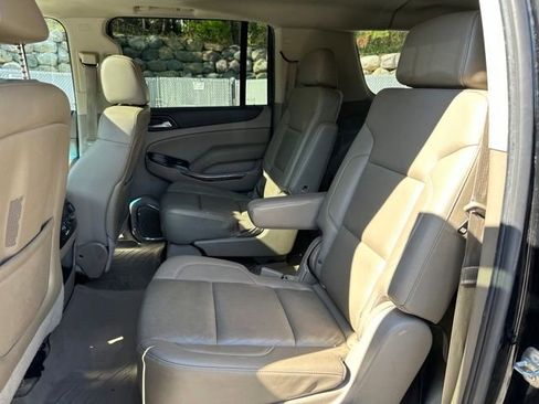 Used 2015 GMC Yukon XL SLT w/ Open Road Package AWD/4WD image 24