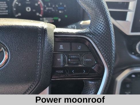 Used 2024 Toyota Tundra Platinum image 8