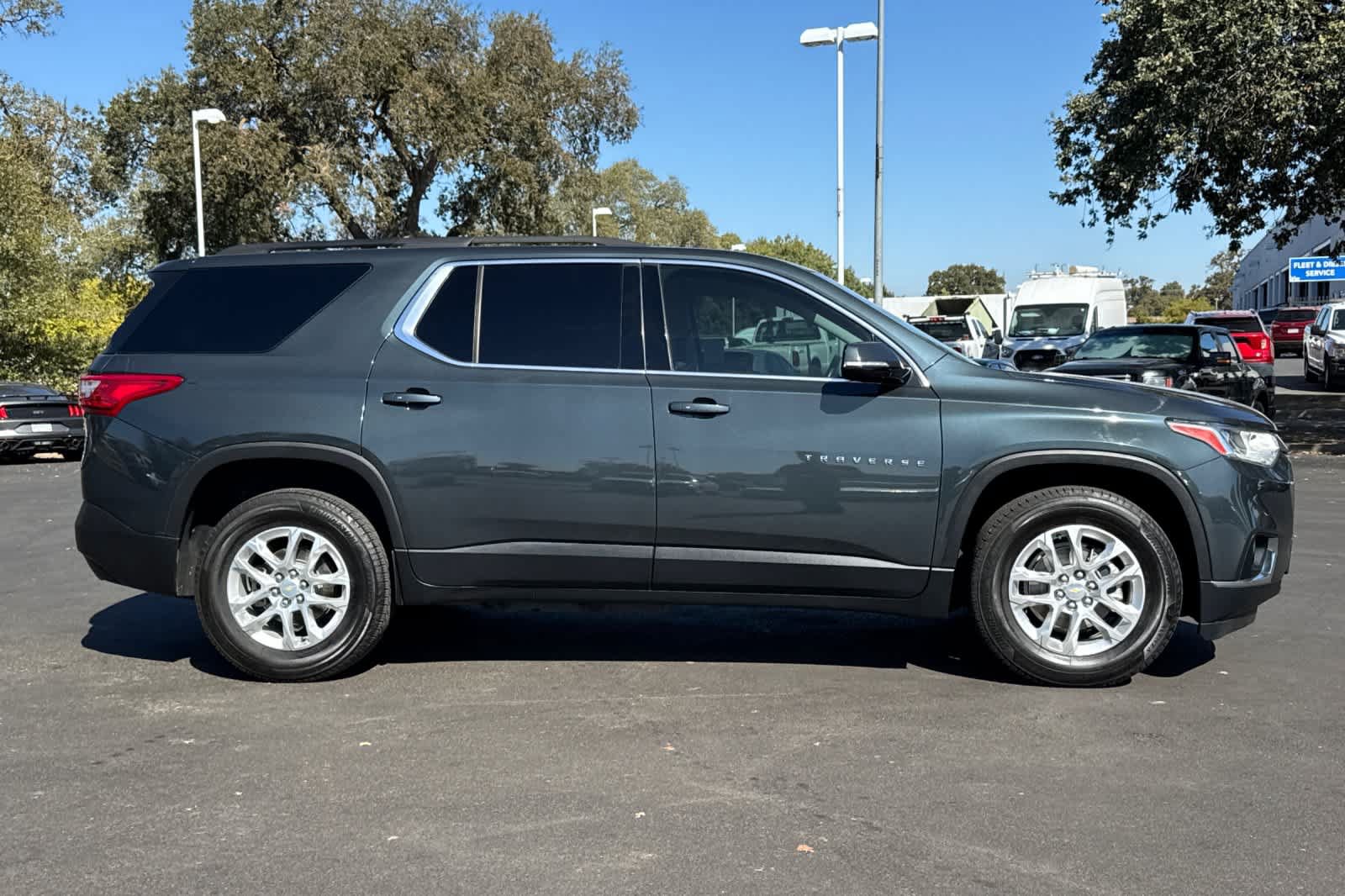 Used 2020 Chevrolet Traverse LT AWD/4WD image 8