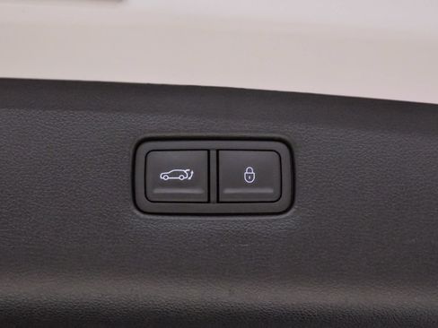 Certified 2026 Genesis GV70 2.5T Select AWD/4WD image 23