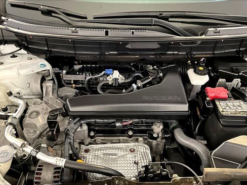 Used 2019 Nissan Rogue S image 86