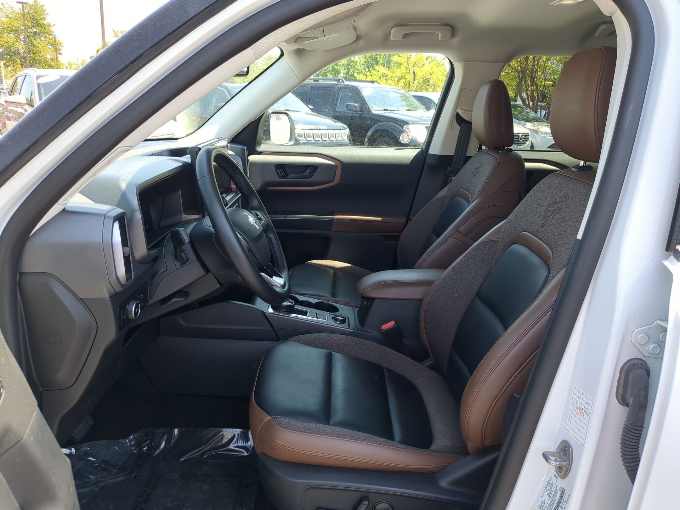 Used 2025 Ford Bronco Sport Outer Banks AWD/4WD image 18