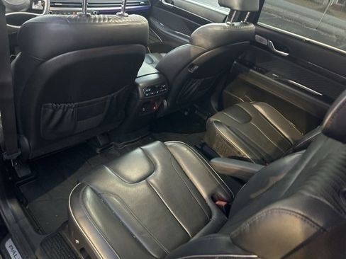 Used 2024 Hyundai Palisade Calligraphy image 19