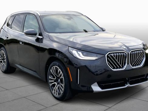 New 2026 BMW X3 xDrive30 w/ Premium Package image 2