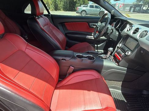 Used 2016 Ford Mustang GT Premium w/ Equipment Group 401A RWD image 21