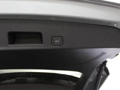 New 2026 Buick Enclave Avenir w/ Super Cruise Package image 12