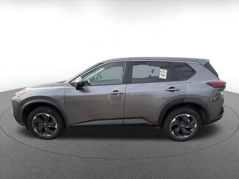 Used 2025 Nissan Rogue SV AWD/4WD image 7