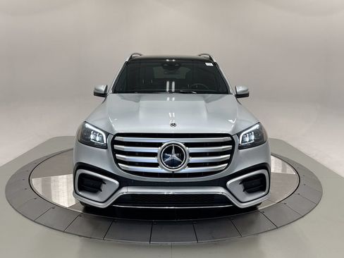 Certified 2025 Mercedes-Benz GLS 450 4MATIC image 3