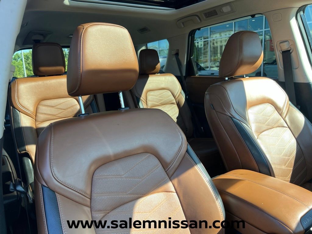 Used 2023 Nissan Pathfinder Platinum AWD/4WD image 25