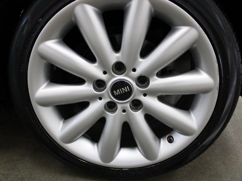 Used 2019 MINI Cooper S image 8