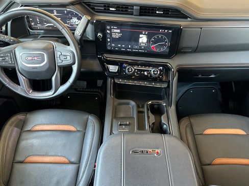 Certified 2025 GMC Sierra 2500 AT4 w/ AT4 Premium Plus Package AWD/4WD image 14