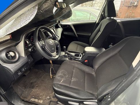 Used 2018 Toyota RAV4 LE w/ All Weather Liner Package image 13