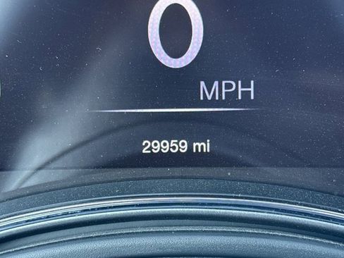 Used 2019 Jeep Grand Cherokee Laredo image 22