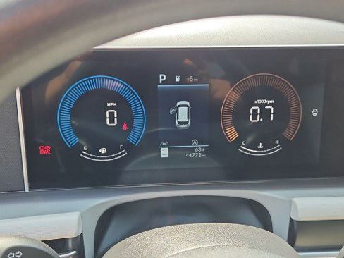 Used 2025 Hyundai Tucson SEL FWD image 12
