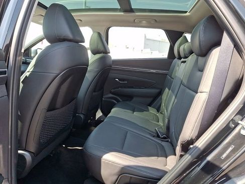 Used 2023 Hyundai Tucson Limited AWD/4WD image 10