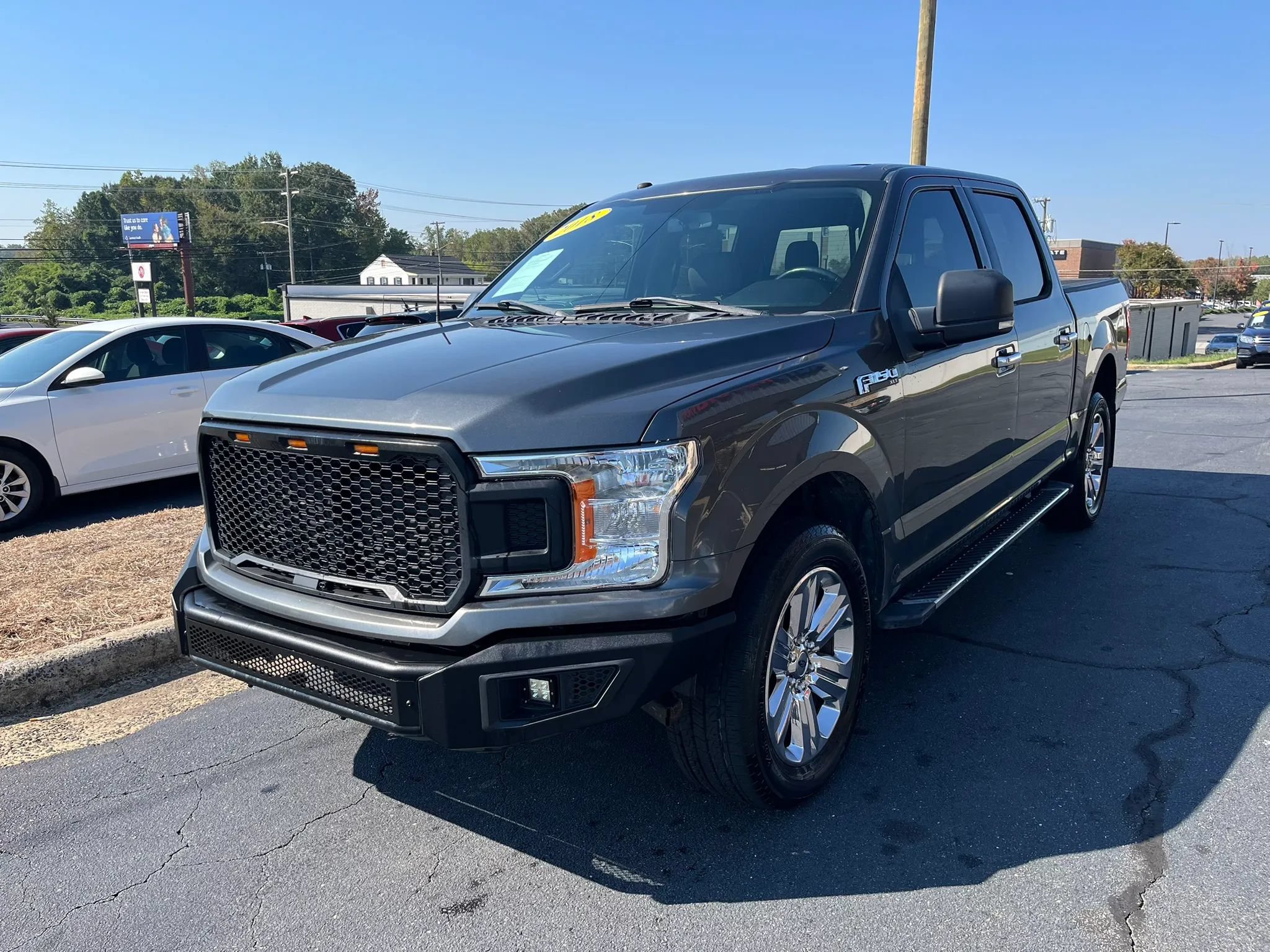 Used 2018 Ford F150 XLT w/ Equipment Group 302A Luxury RWD image 3
