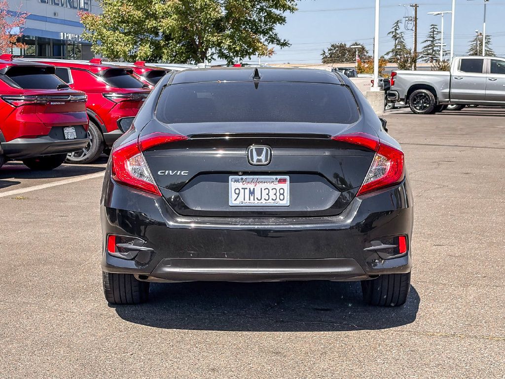 Used 2018 Honda Civic EX-T image 3
