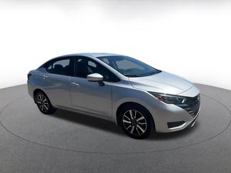 Used 2025 Nissan Versa SV w/ Trunk Package FWD video 2