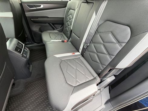 New 2026 Volkswagen Atlas Peak Edition AWD/4WD image 13