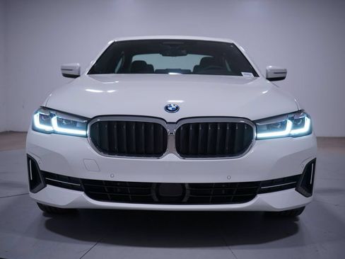 Used 2023 BMW 530e RWD image 4