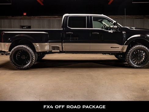 Used 2026 Ford F450 King Ranch w/ FX4 Off-Road Package image 10